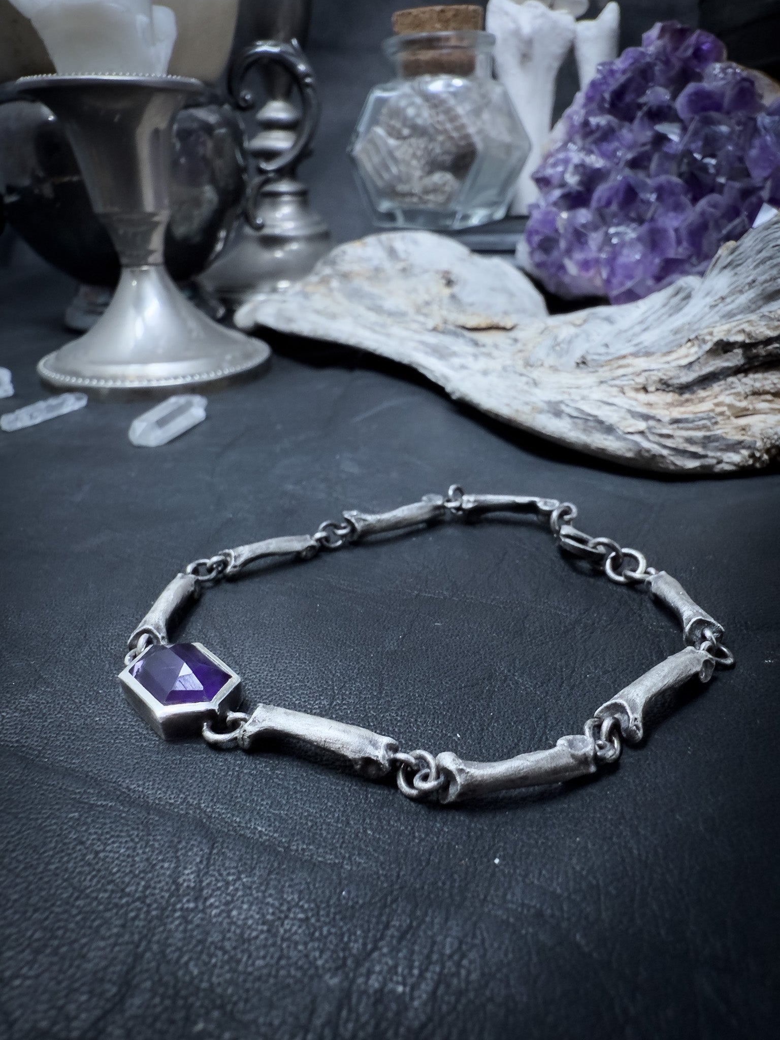 Cat-acombs Hexe Bracelet -Choker Amethyst - Bones silver - LIMITED