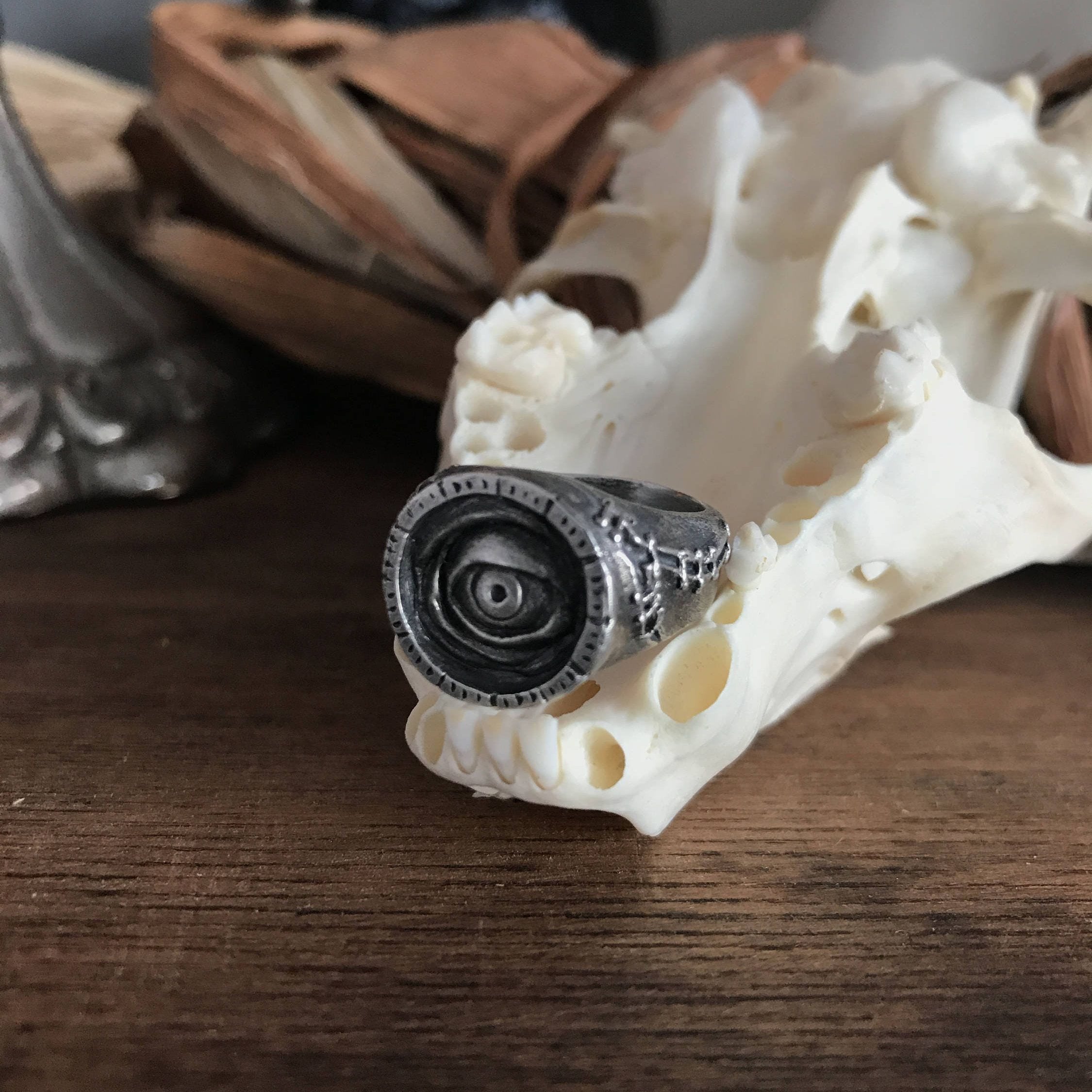 Witchy Eye Signet Ring - Eye Put a Spell on You