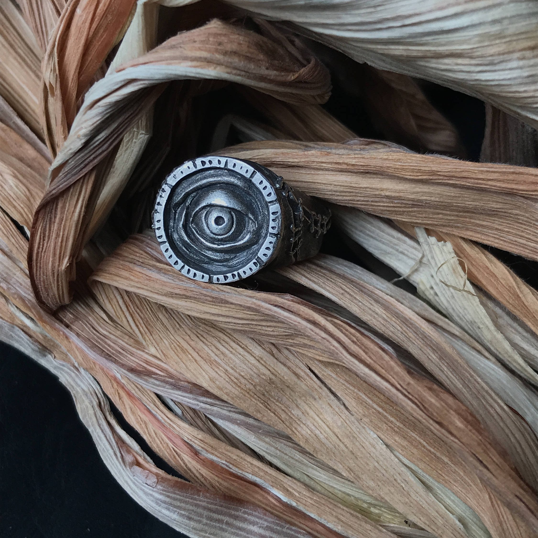 Witchy Eye Signet Ring - Eye Put a Spell on You