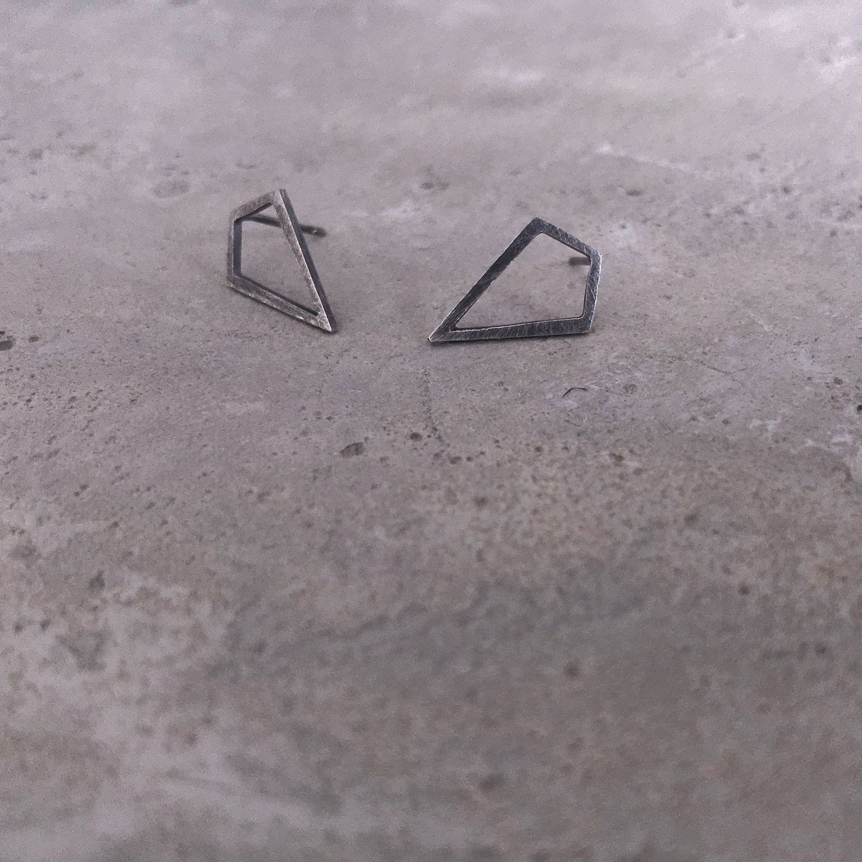 Uneven Signature Ear Jackets Earrings