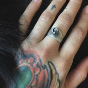 Curved Choker Ring