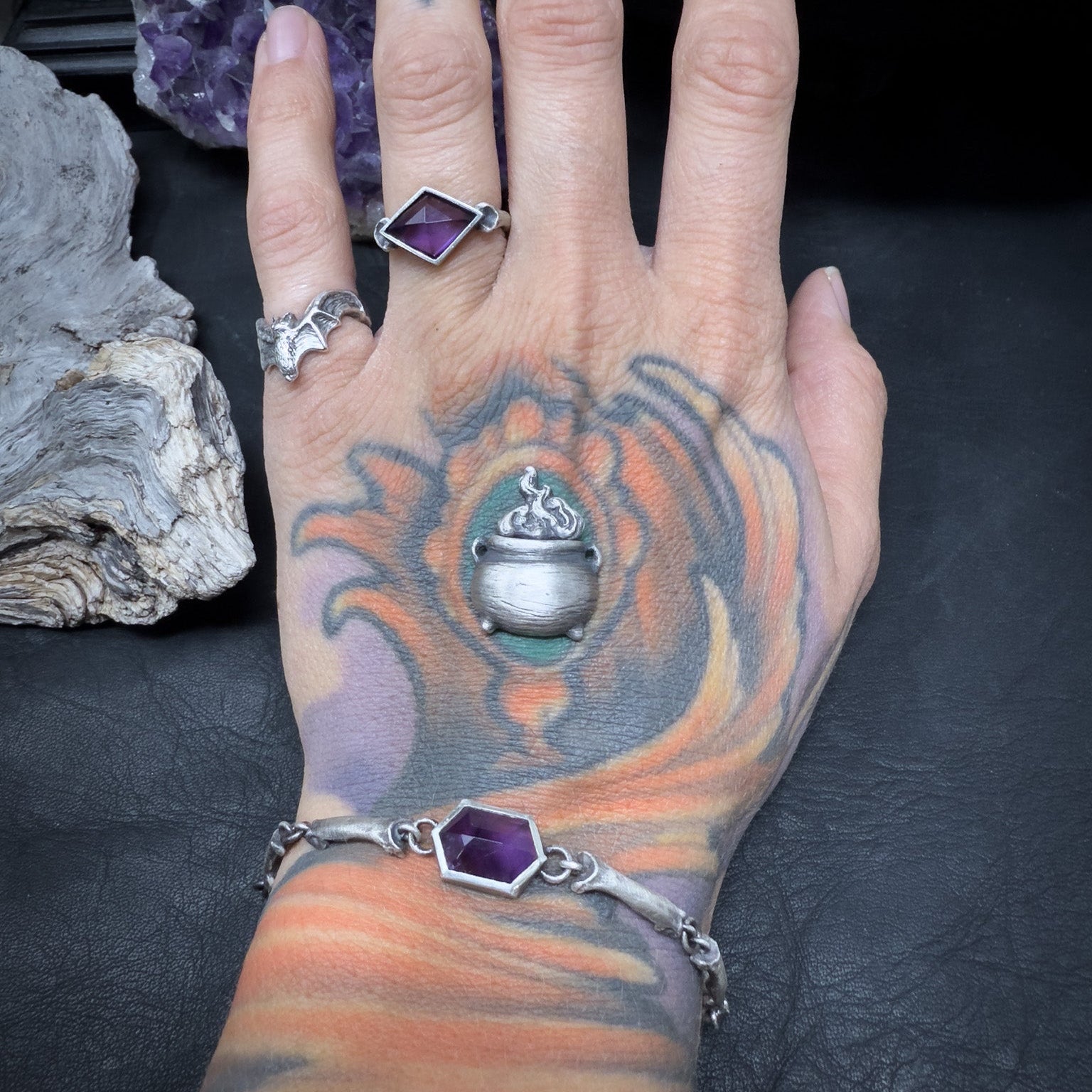 Cat-acombs Hexe Bracelet -Choker Amethyst - Bones silver - LIMITED